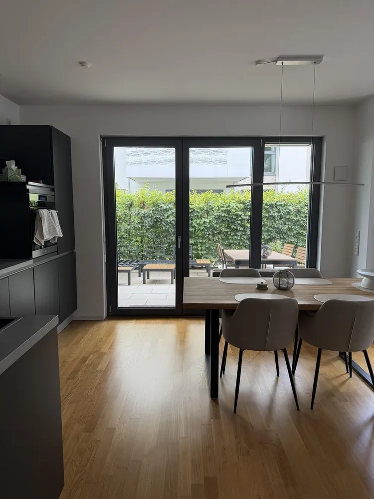 2 Zimmer Wohnung mit 75 m² in Köln – Bild 1