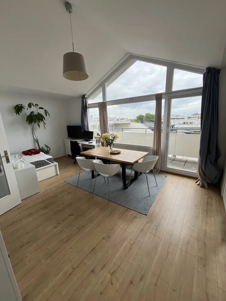 1 room apartment with 36 m² in Munich – Photo 2