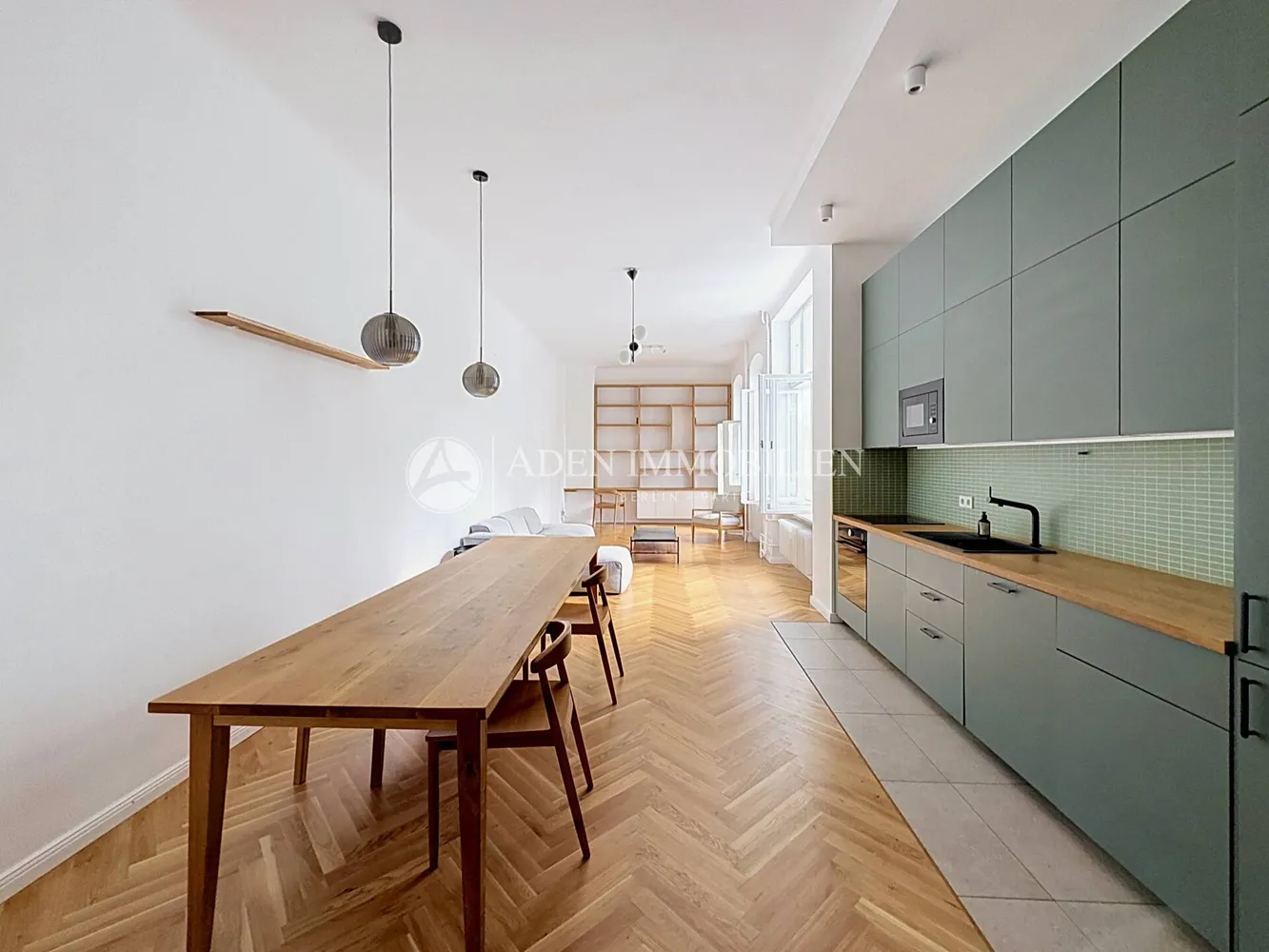 4 Zimmer Wohnung mit 120 m² in Berlin – Bild 3