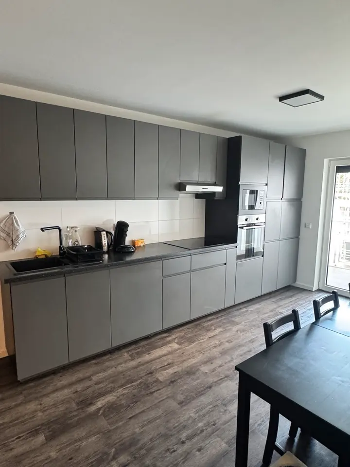 WG-Zimmer mit 130 m² in Frankfurt am Main – Bild 2