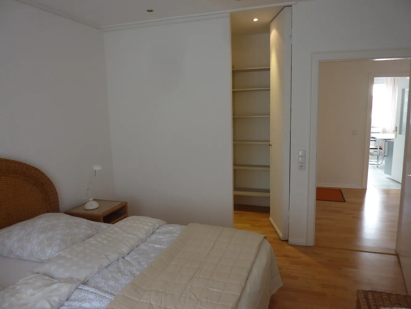 2 Zimmer Wohnung mit 87 m² in Düsseldorf – Bild 9
