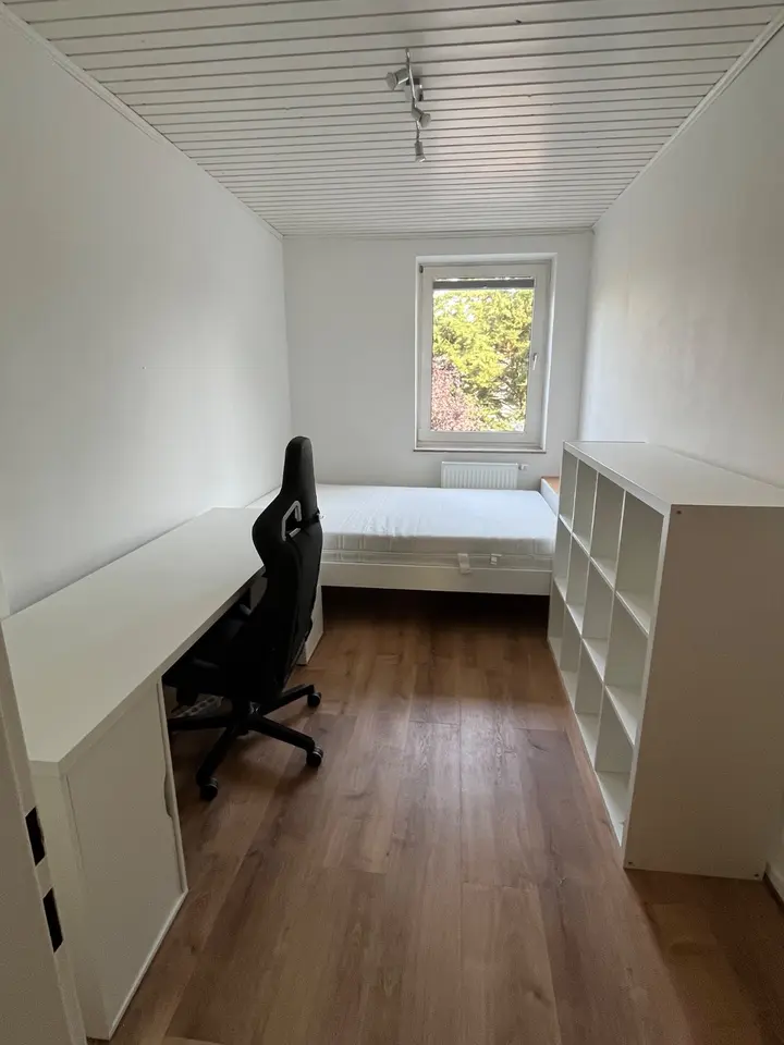 WG-Zimmer mit 69 m² in Aachen – Bild 10
