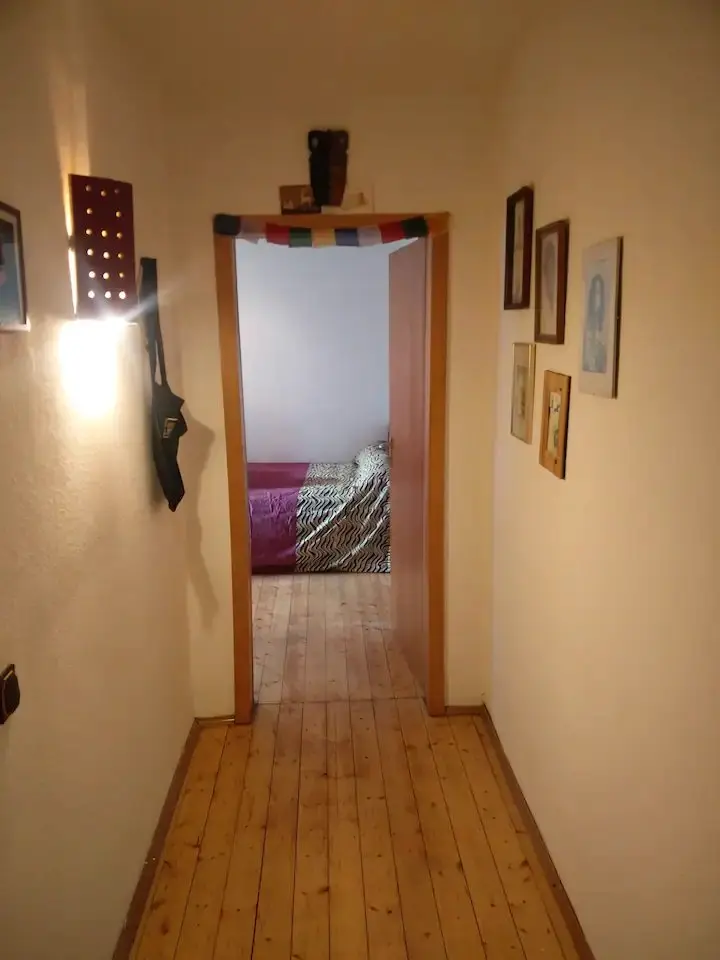 WG-Zimmer mit 35 m² in Brühl – Bild 3