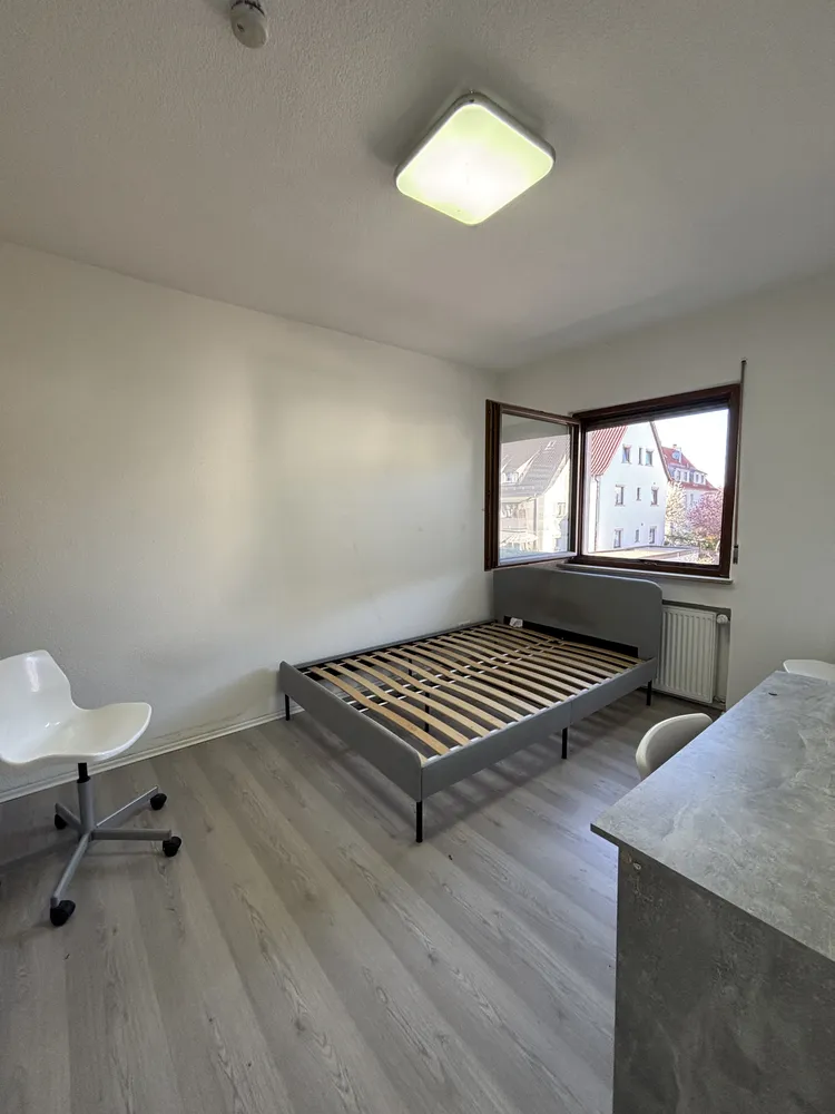 1 Zimmer Wohnung mit 12 m² in Stuttgart – Bild 1
