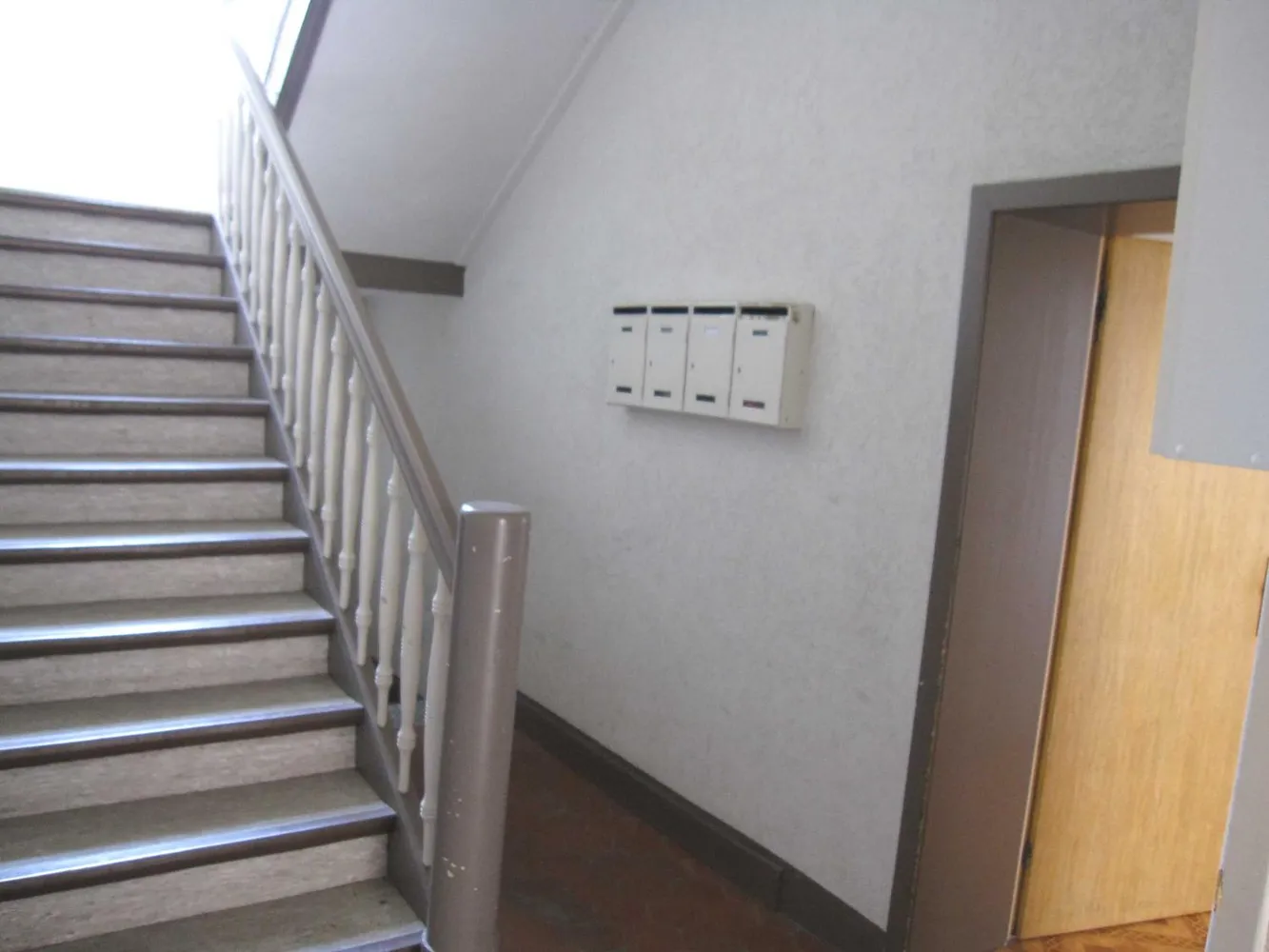 2 Zimmer Wohnung mit 56 m² in Essen – Bild 2