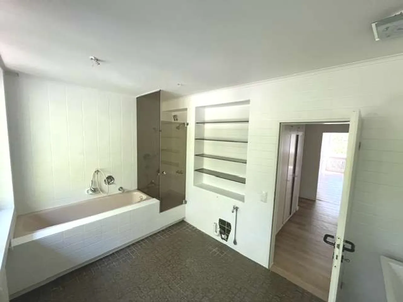 3 Zimmer Wohnung mit 110 m² in Mönchengladbach – Bild 5