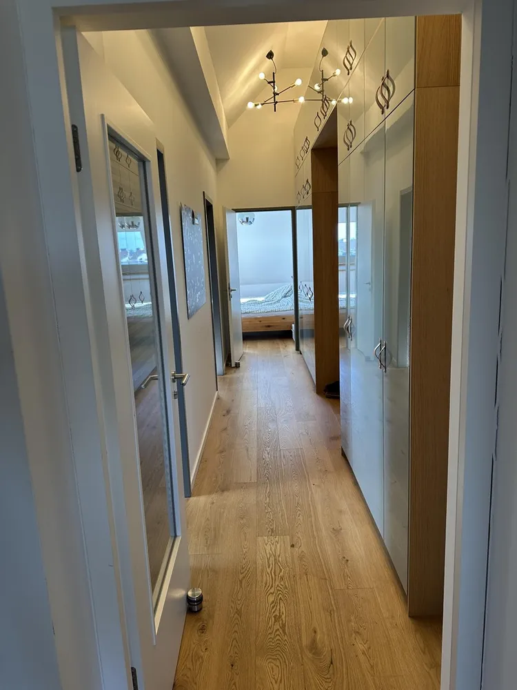 6 Zimmer Wohnung mit 180 m² in Hamburg – Bild 7