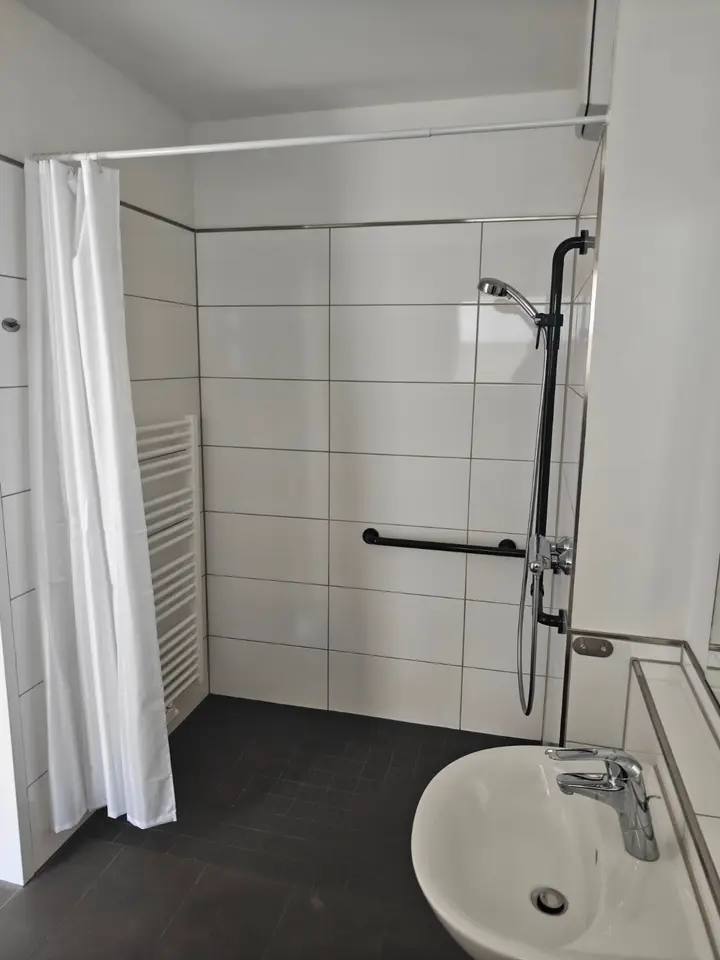 2 Zimmer Wohnung mit 64 m² in Moers – Bild 4