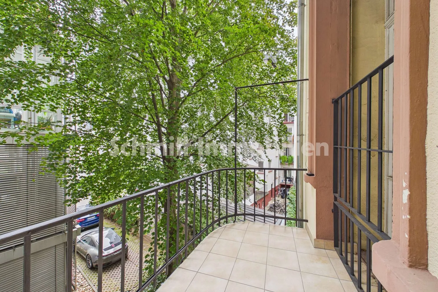 2 Zimmer Wohnung mit 86 m² in Frankfurt am Main – Bild 2