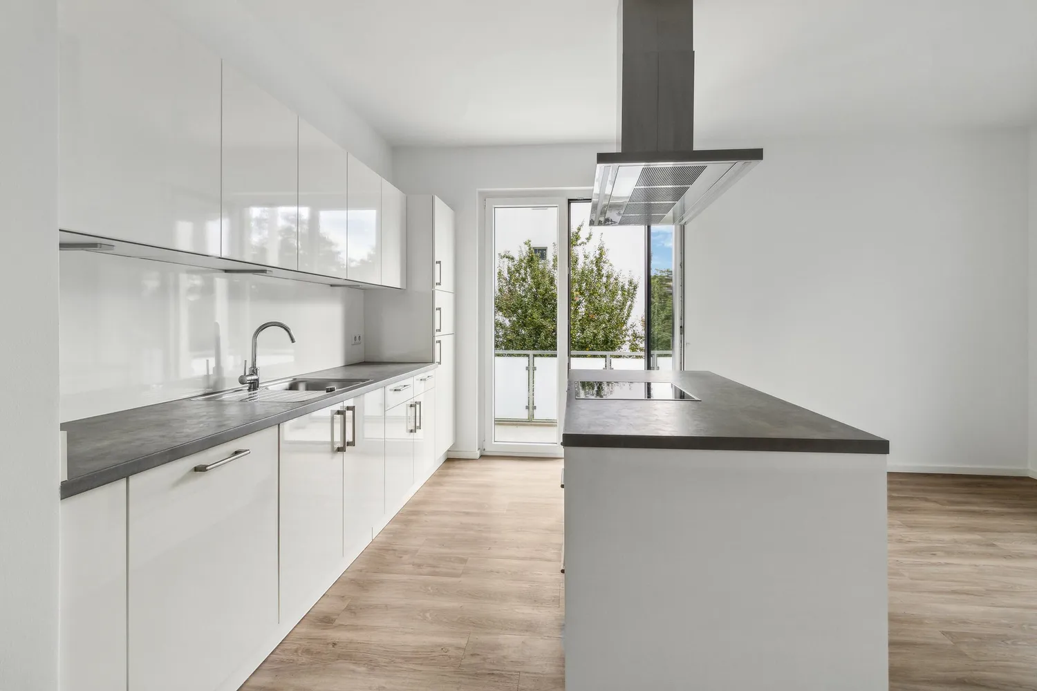 2 room apartment with 67 m² in Berlin – Photo 9