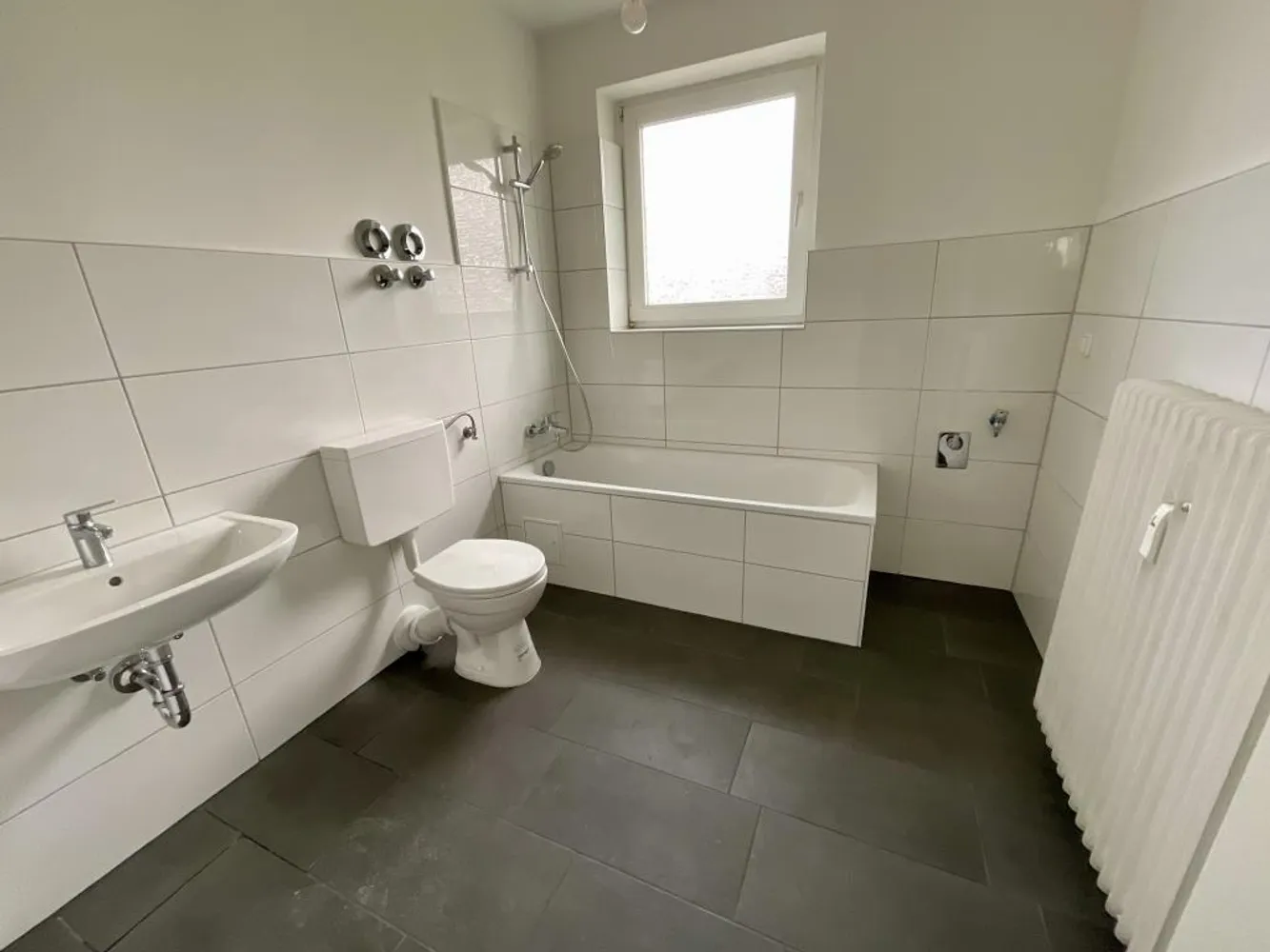 2 Zimmer Wohnung mit 64 m² in Wilhelmshaven – Bild 8