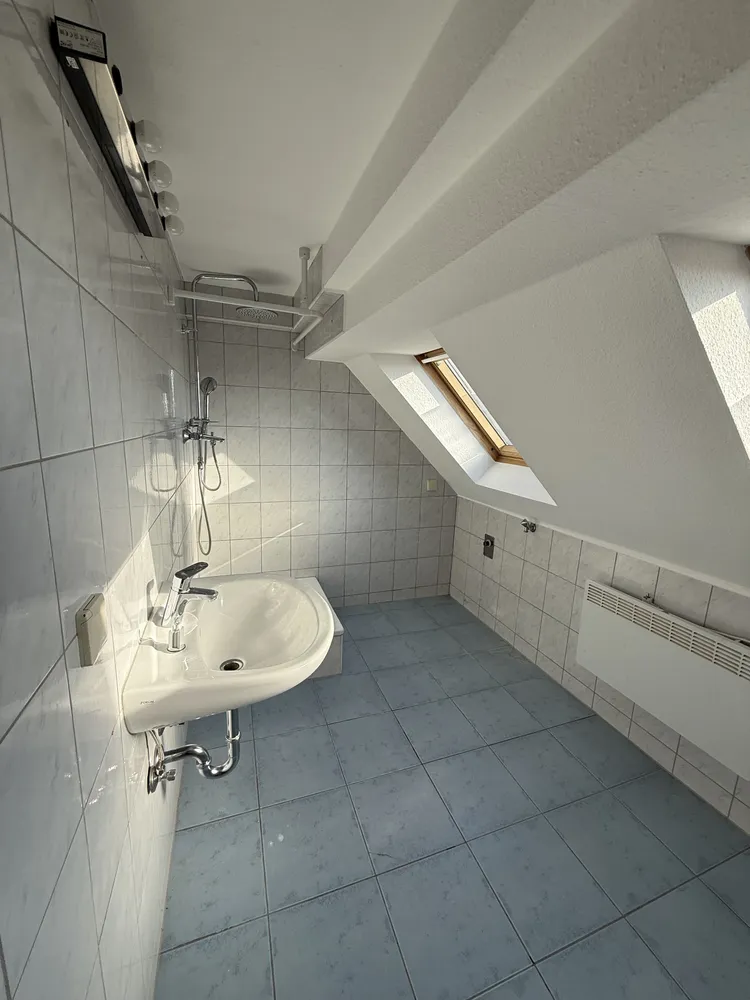 2 Zimmer Wohnung mit 45 m² in Karlsruhe – Bild 4