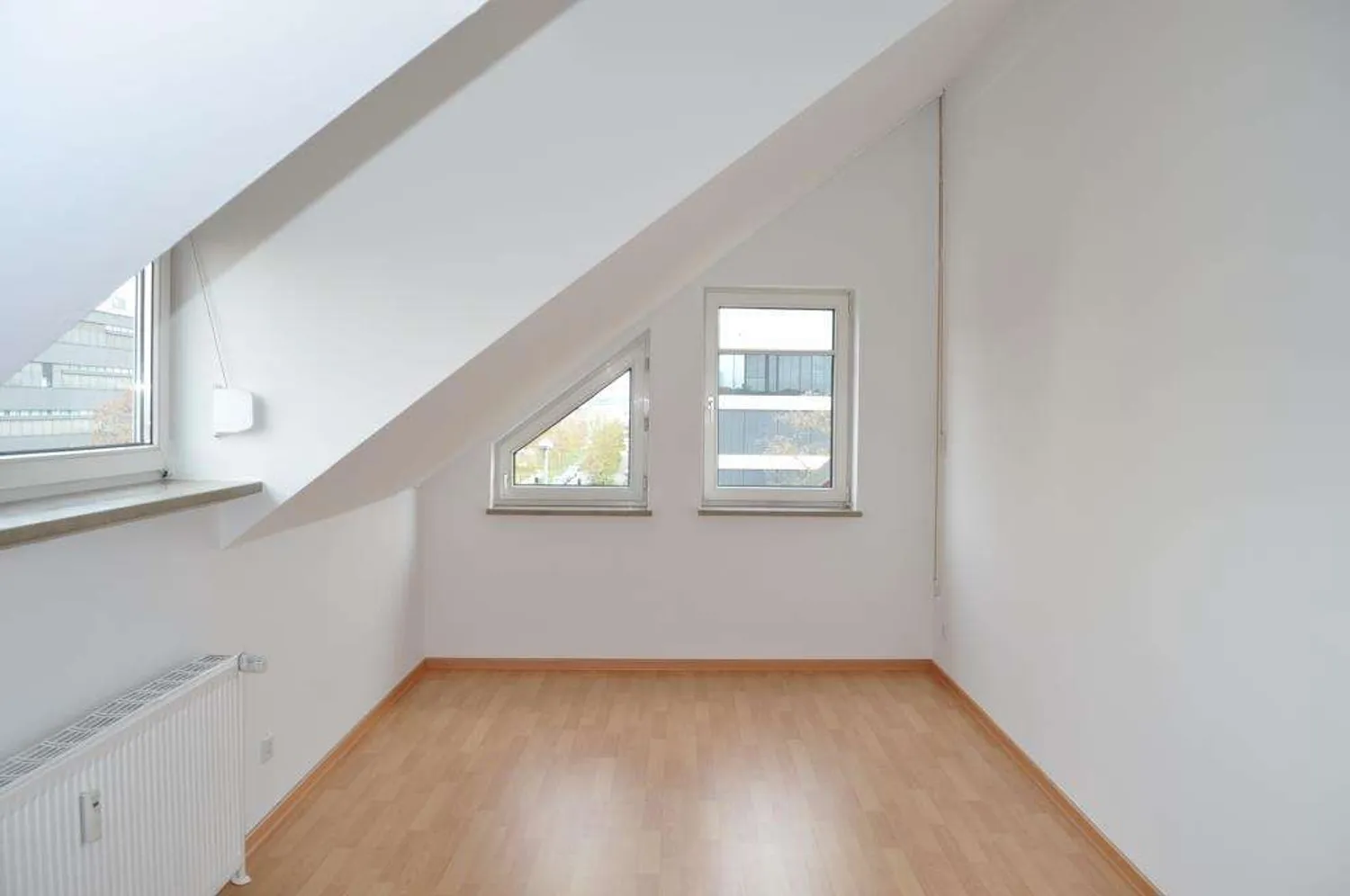 4 Zimmer Wohnung mit 138 m² in München – Bild 4