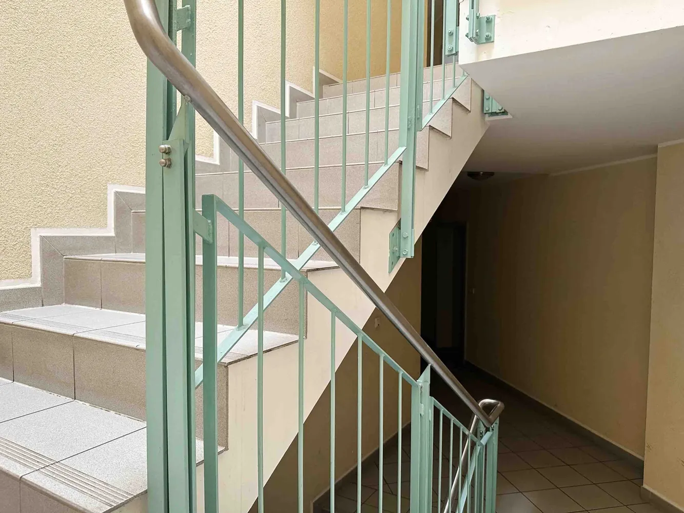 1 Zimmer Wohnung mit 33 m² in Halle (Saale) – Bild 5