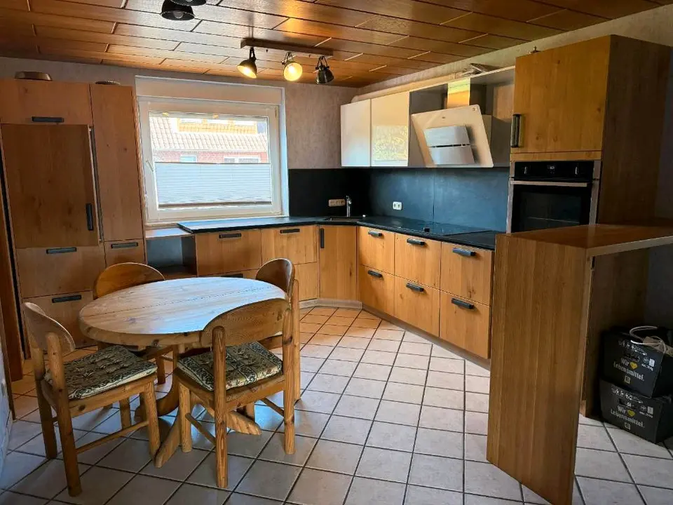 4 Zimmer Wohnung mit 130 m² in Peine – Bild 3