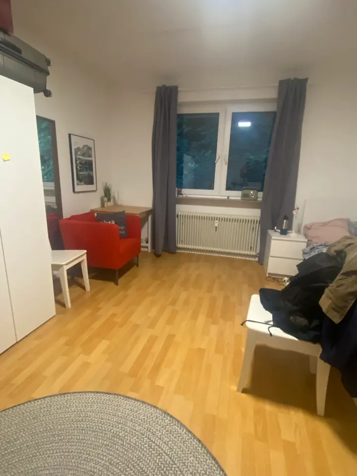 20 Zimmer Wohnung mit 10 m² in Saarbrücken – Bild 1