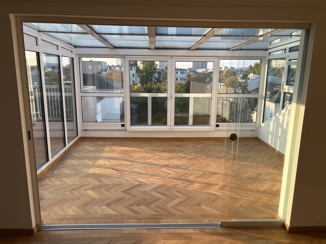 2 room apartment with 114 m² in Frankfurt am Main – Photo 11