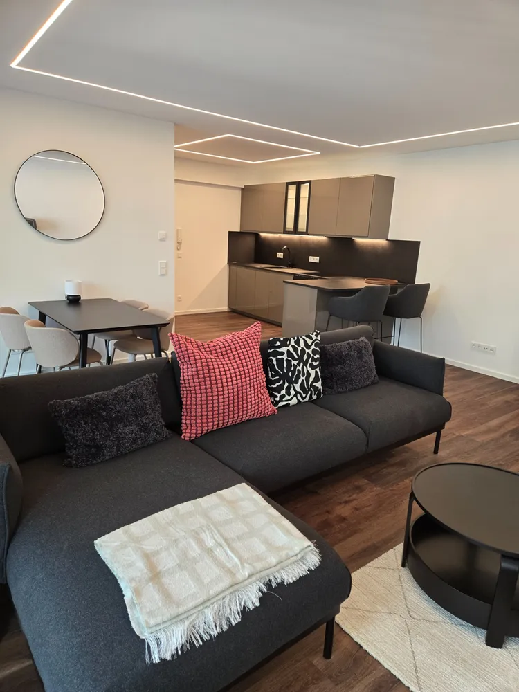 2 Zimmer Wohnung mit 60 m² in München – Bild 1