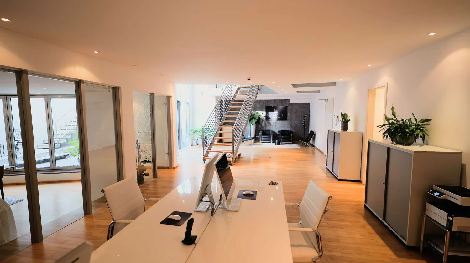 4 room apartment with 196 m² in Düsseldorf – Photo 6
