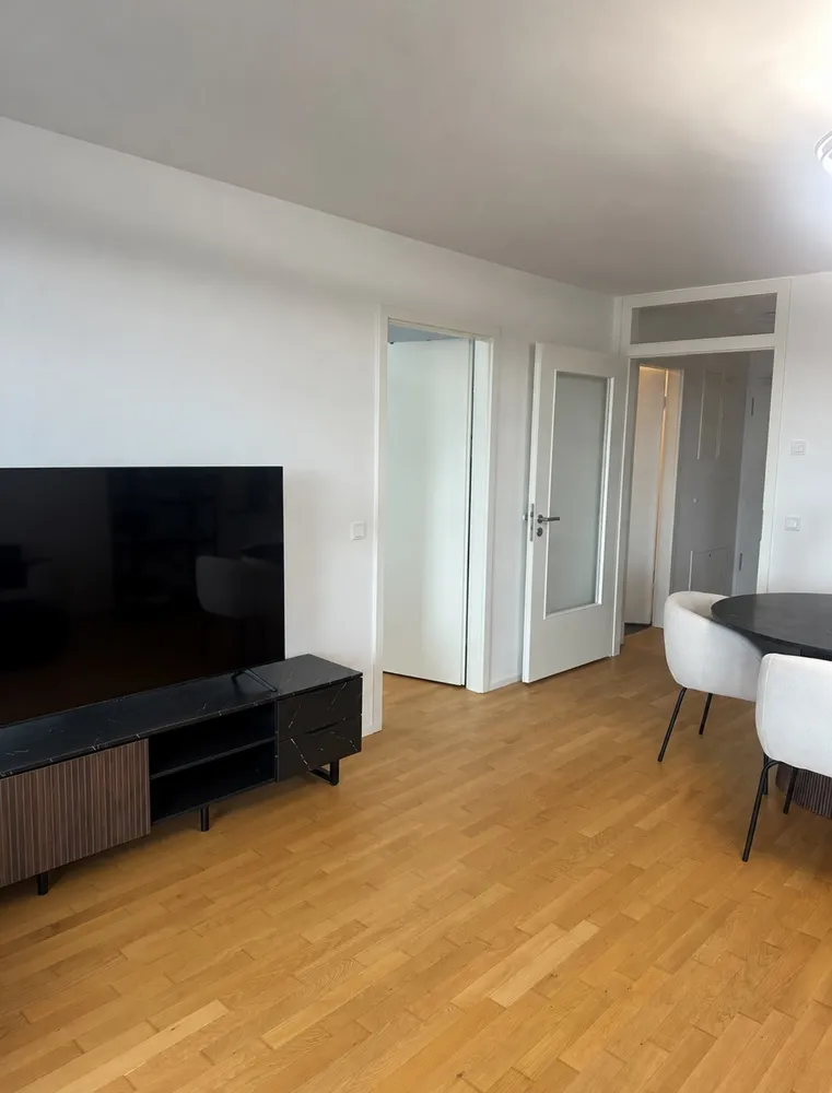 2 Zimmer Wohnung mit 65 m² in Berlin – Bild 2