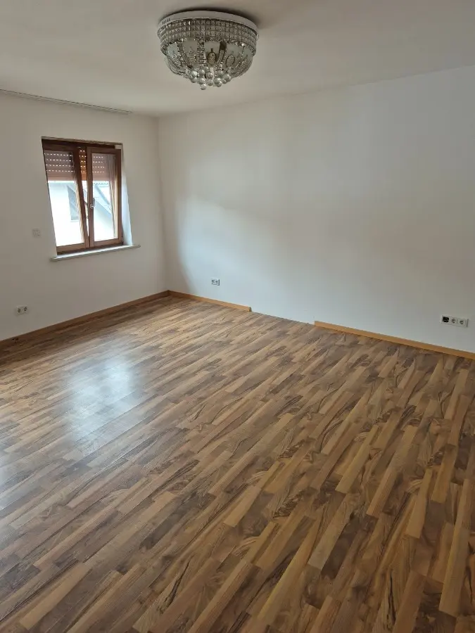 3 Zimmer Wohnung mit 80 m² in Saarbrücken – Bild 1