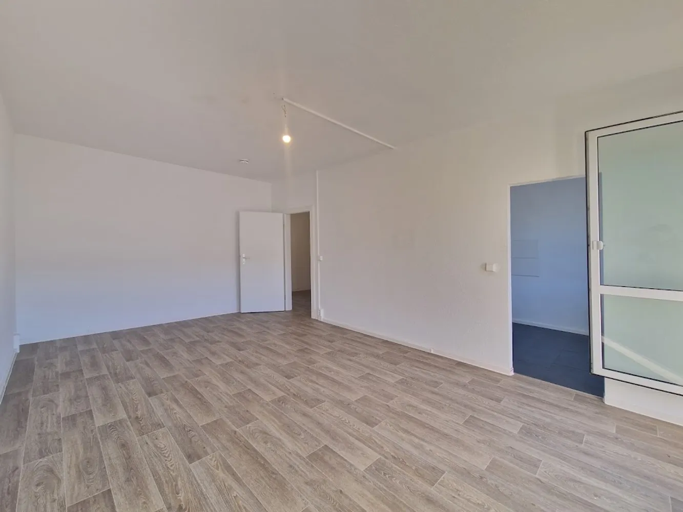 4 Zimmer Wohnung mit 77 m² in Dresden – Bild 2