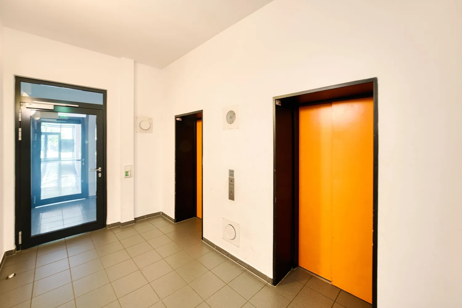 1 Zimmer Wohnung mit 15 m² in Frankfurt am Main – Bild 11