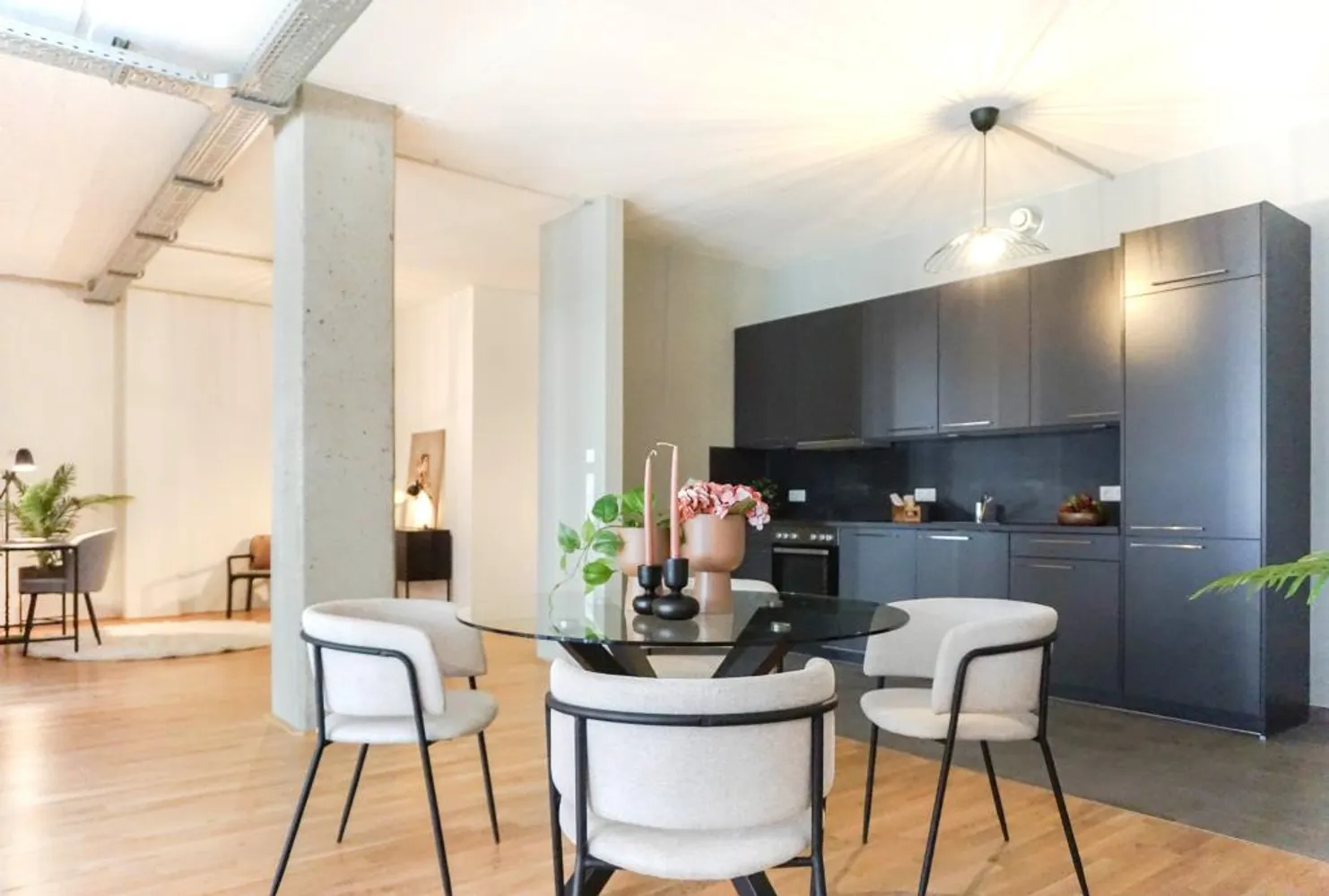 2 room apartment with 130 m² in Bremen – Photo 1