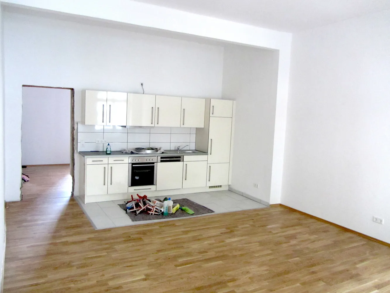 1 Zimmer Wohnung mit 49 m² in Halle (Saale) – Bild 2