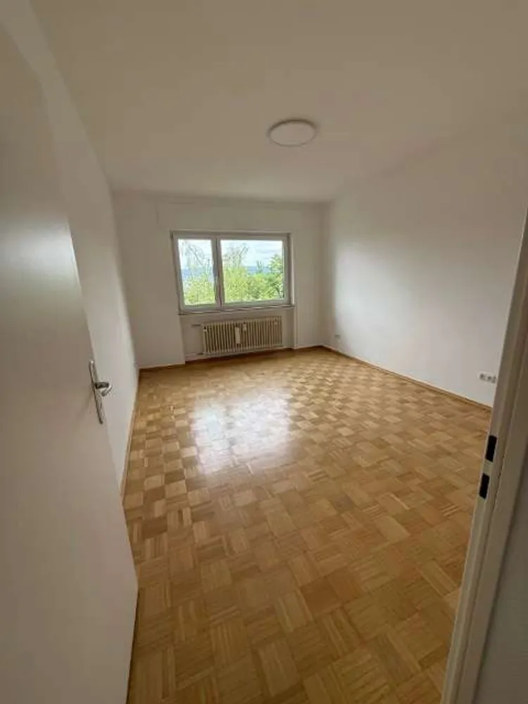3 Zimmer Wohnung mit 89 m² in Wiesbaden – Bild 3
