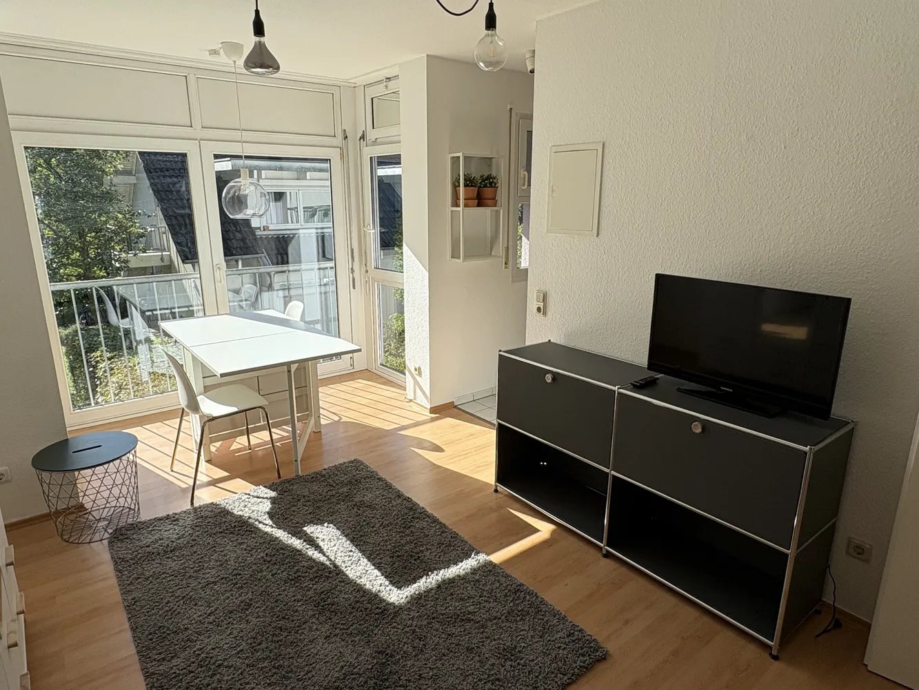 1 Zimmer Wohnung mit 27 m² in Freiburg im Breisgau – Bild 1