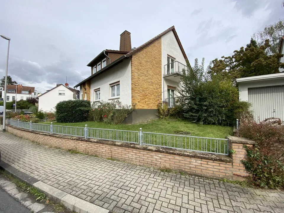 5 Zimmer Wohnung mit 133 m² in Wiesbaden – Bild 3