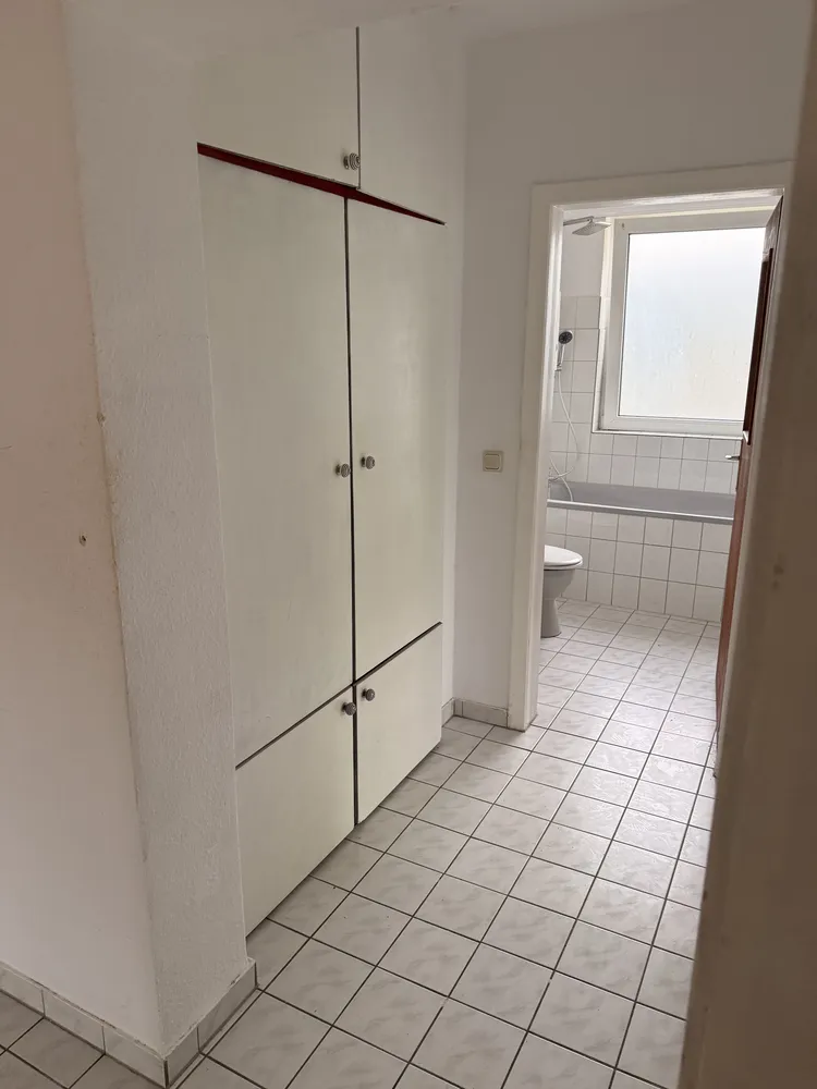 3 Zimmer Wohnung mit 78 m² in Leverkusen – Bild 2