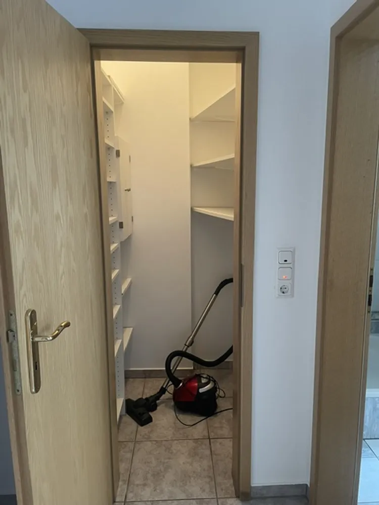 4 Zimmer Wohnung mit 94 m² in Wiesbaden – Bild 12
