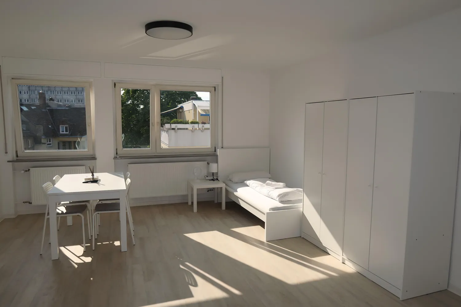 1 Zimmer Wohnung mit 43 m² in Karlsruhe – Bild 2