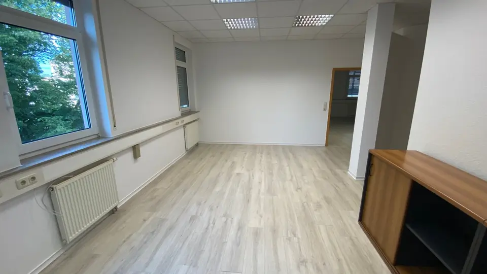 2 Zimmer Wohnung mit 81 m² in Zwickau – Bild 6