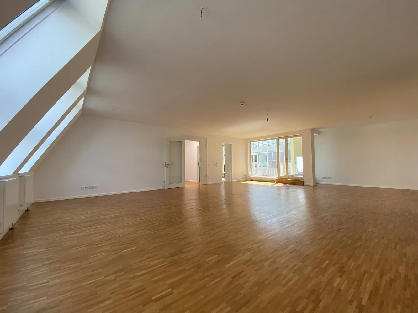 4 Zimmer Wohnung mit 205 m² in Berlin – Bild 4