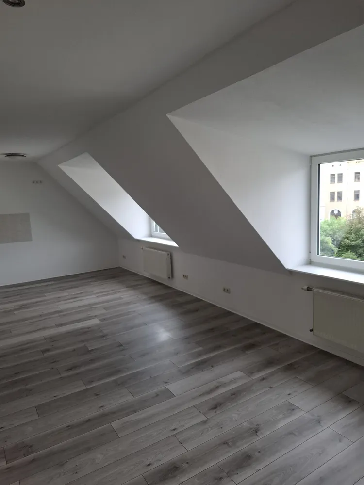 2 Zimmer Wohnung mit 68 m² in Crimmitschau – Bild 3