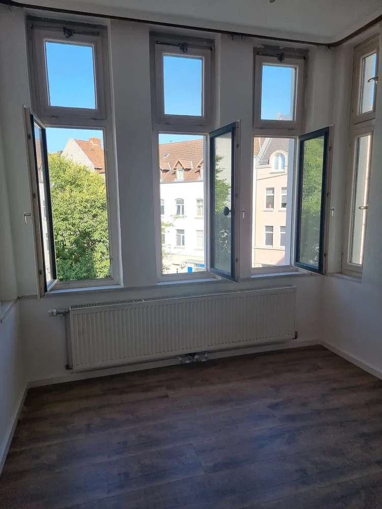 4 Zimmer Wohnung mit 125 m² in Hannover – Bild 3