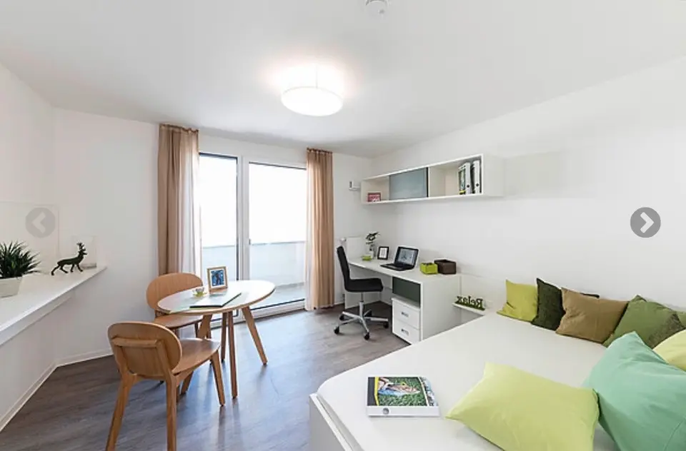 4 Zimmer Wohnung mit 17 m² in Weingarten – Bild 1