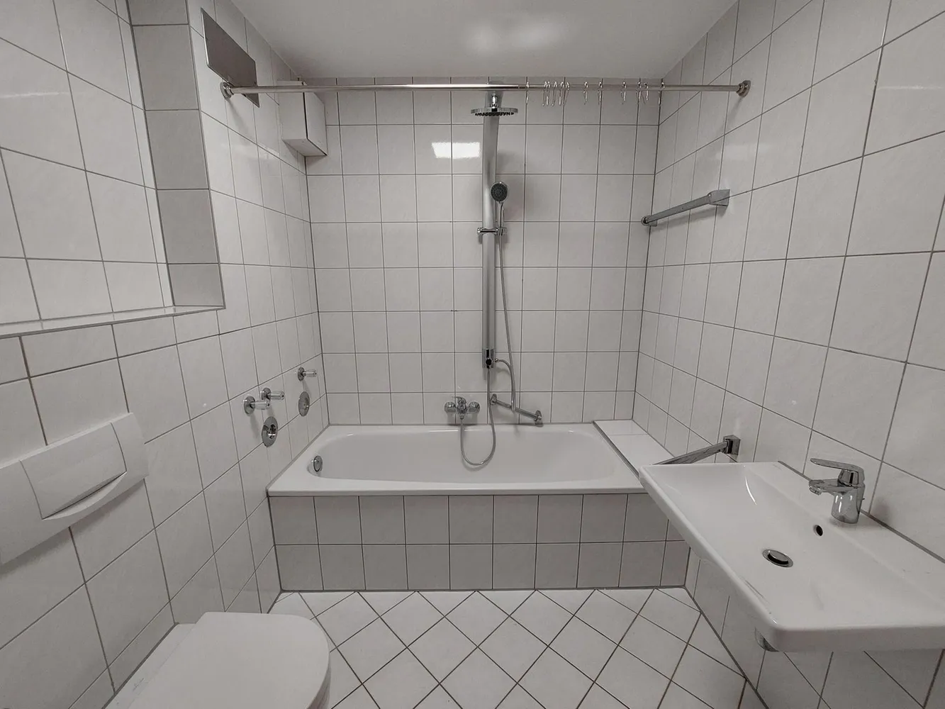 5 Zimmer Wohnung mit 112 m² in Neuwied – Bild 3