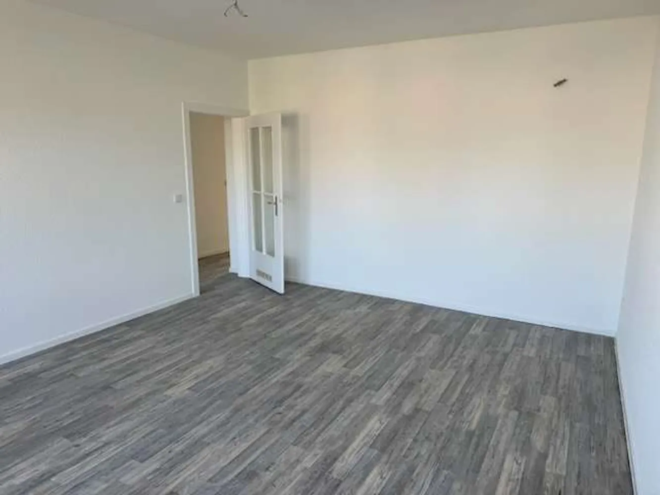 2 Zimmer Wohnung mit 57 m² in Düsseldorf – Bild 3
