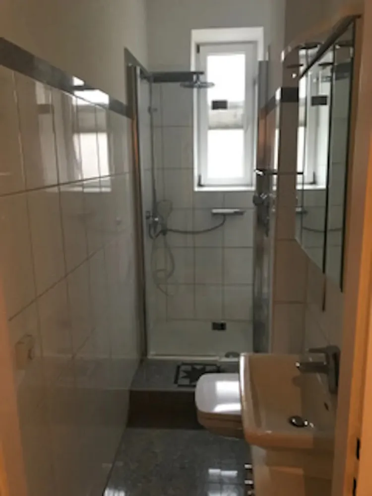 WG-Zimmer mit 15 m² in München – Bild 9