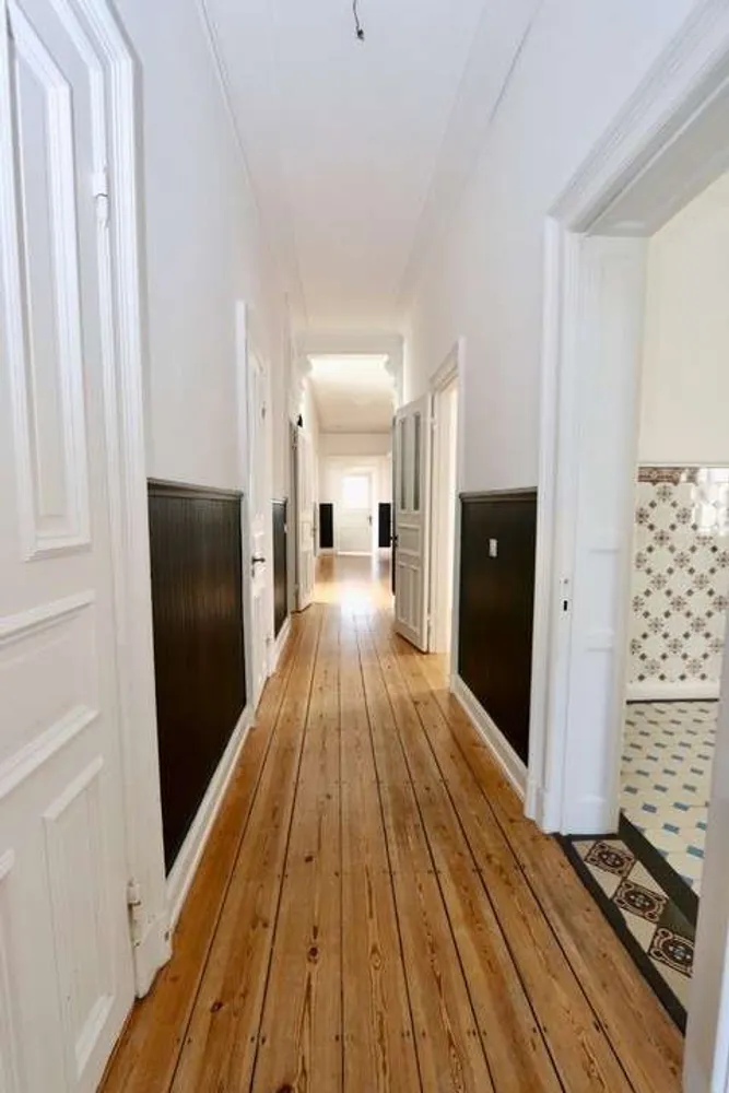 7 Zimmer Wohnung mit 208 m² in Hamburg – Bild 11
