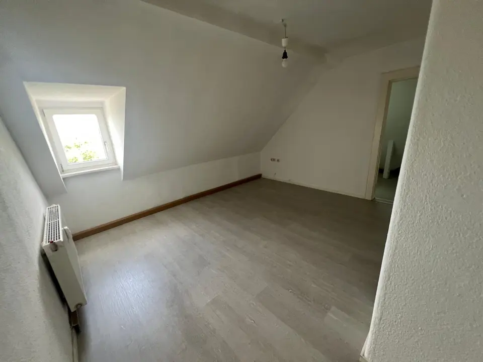3 Zimmer Wohnung mit 56 m² in Hof – Bild 1