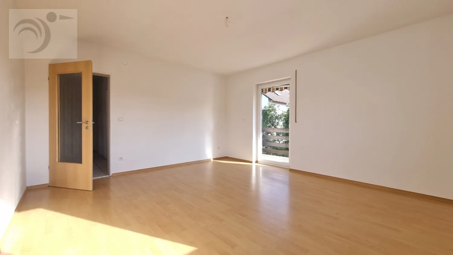 4 Zimmer Wohnung mit 99 m² in Ingolstadt – Bild 2