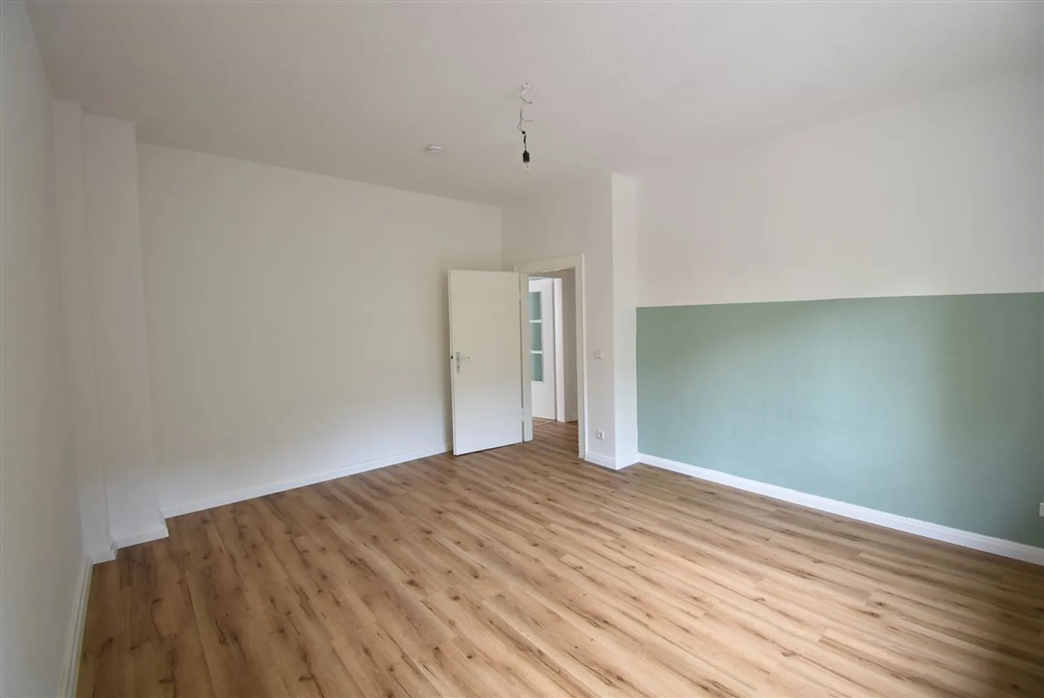 2 Zimmer Wohnung mit 75 m² in Düsseldorf – Bild 6
