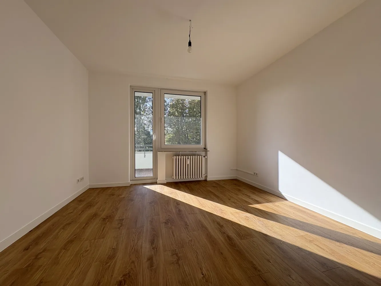 6 Zimmer Wohnung mit 157 m² in Düsseldorf – Bild 11