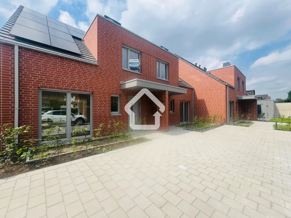 4 Zimmer Haus mit 130 m² in Lingen – Bild 1