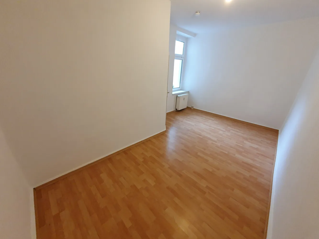 2 Zimmer Wohnung mit 48 m² in Magdeburg – Bild 3